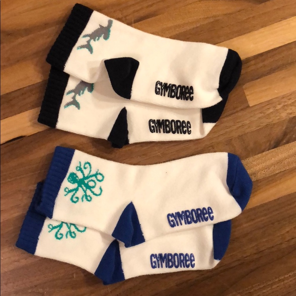 2 pairs new boys’ Gymboree socks